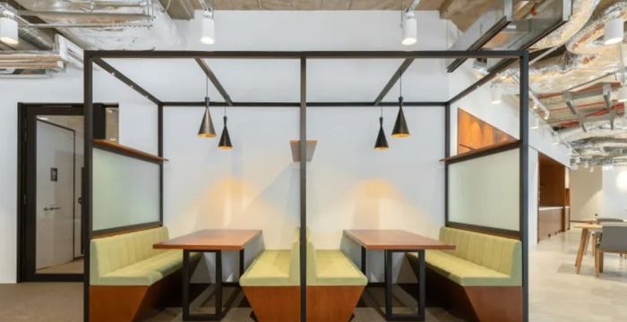 2701 E Camelback Rd, Phoenix - Image 3