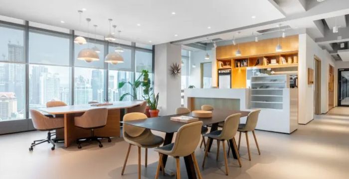 35 Calle De Gobelas, Madrid - Image 3