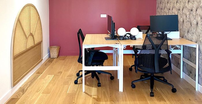 4 Place De La Gare Des Vallées, La Garenne-colombes - Image 2