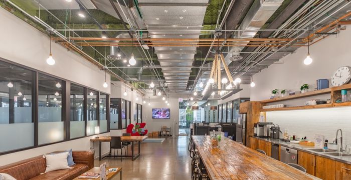 1165 N Clark St, Chicago - Image 3