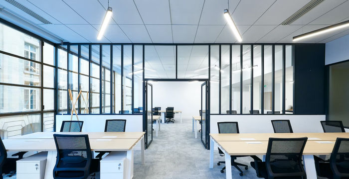 12 Rue D'amsterdam, Paris - Image 2