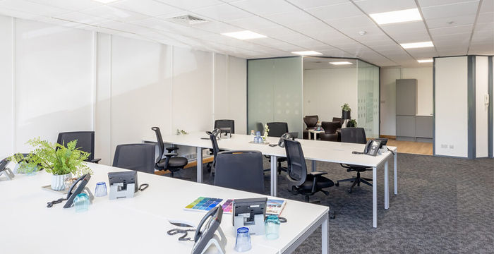 Sherwood Drive, Bletchley - Image 5