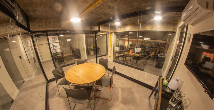 2574 Av Pres Getúlio Vargas - Água Verde, Curitiba - Image 5