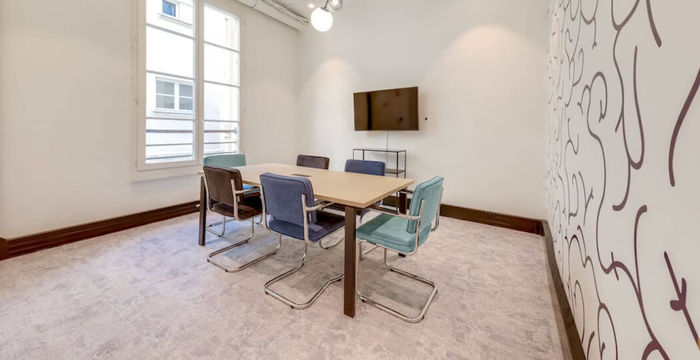 2 Rue De Choiseul, Paris - Image 2