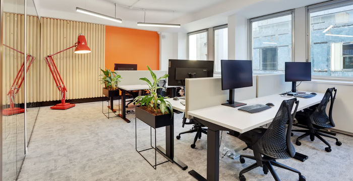 27 Rue De Surène, Paris - Image 2