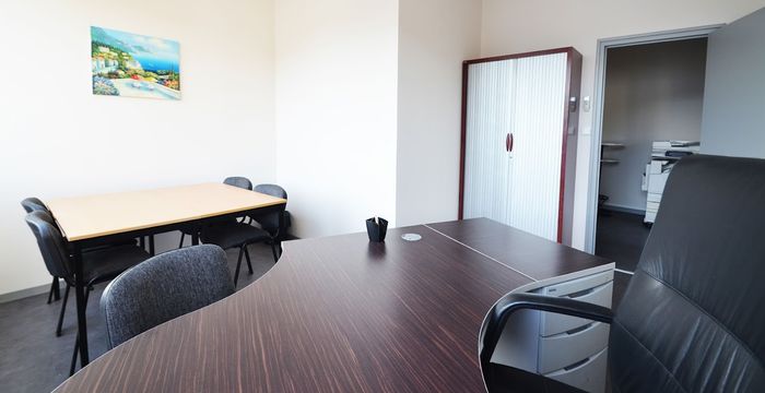 235 Av De Coulins, Gémenos - Image 4