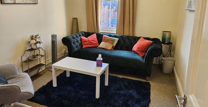 4 Billing Road, Northampton - Image 2