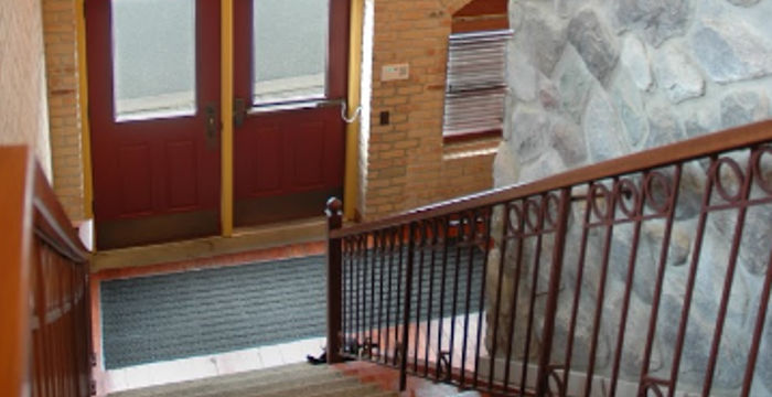 212 E Grand River Ave 212 E Grand River Ave, Lansing - Image 3