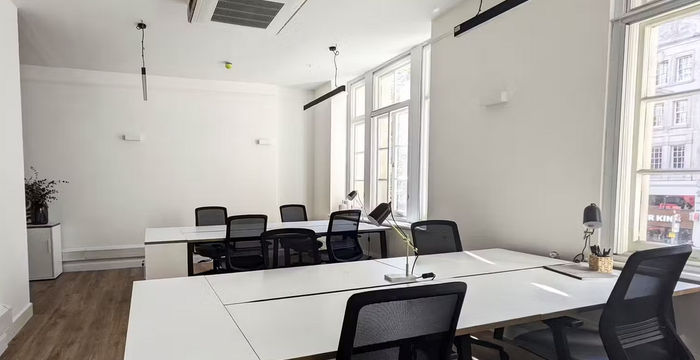 84 Kingsway, Greater London - Image 2