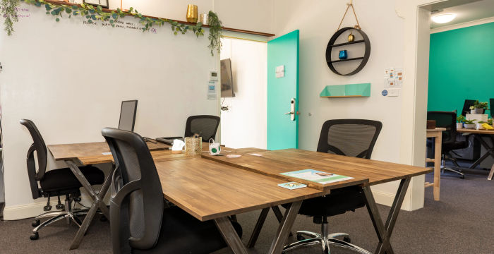 210 Macquarie Road, Springwood - Image 2