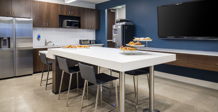 4225 Executive Square, La Jolla - Image 5