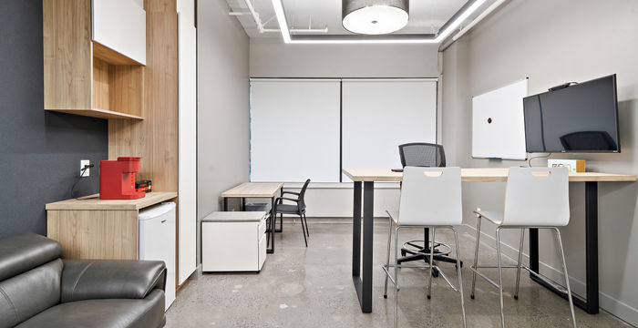 4950 Chemin Queen Mary, Montréal - Image 2