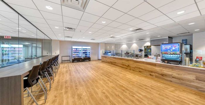 1901 N Roselle Road, Schaumburg - Image 4