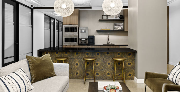 10940 Wilshire Blvd, Los Angeles - Image 3