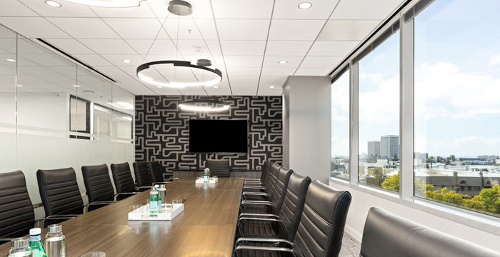 10940 Wilshire Blvd, Los Angeles - Image 3