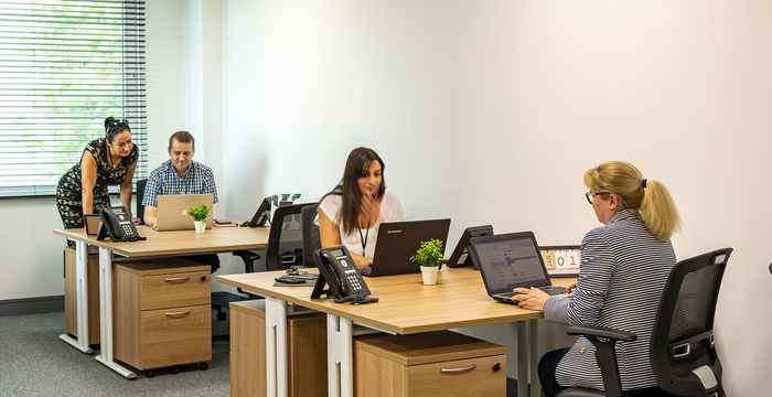 9 Vine Road 9 Vine Road, Uxbridge - Image 3