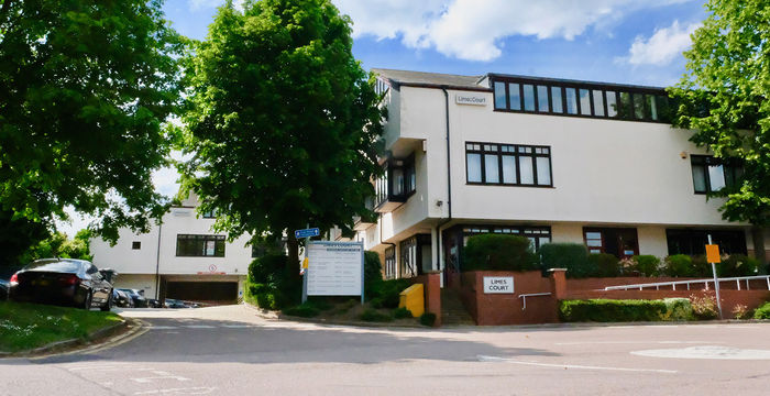 Conduit Lane, Hoddesdon - Image 4