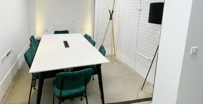 22 Rue De La Victoire, Paris - Image 5