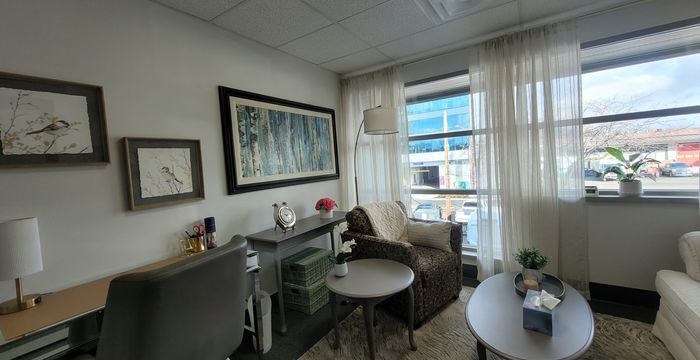 1715 Dickson Avenue, Kelowna - Image 4