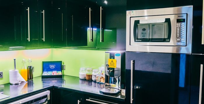 13a Cathedral Road, Cardiff - Image 5