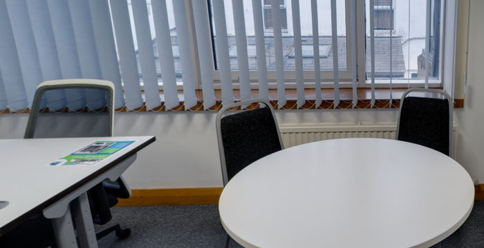 6 Cathedral Road, Pontcanna - Image 2