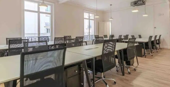 8 Rue Auber, Paris - Image 4