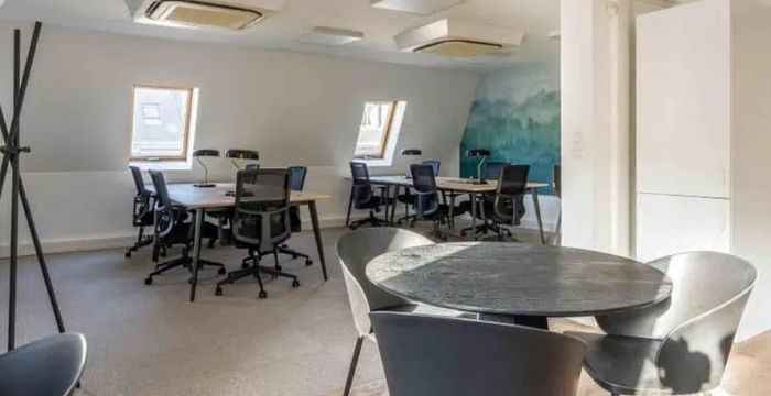 12 Rue Auber, Paris - Image 2