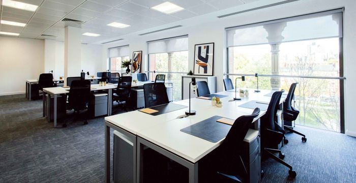 23 Park Square South, Leeds - Image 2