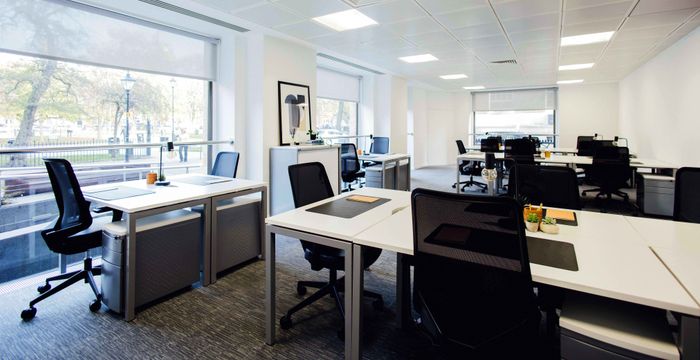 23 Park Square South, Leeds - Image 2