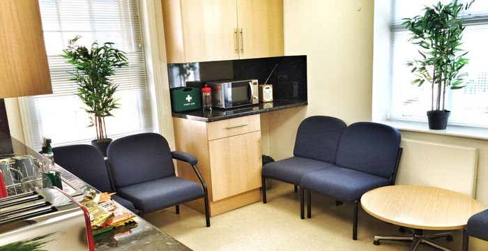 46 High St, Rickmansworth - Image 2