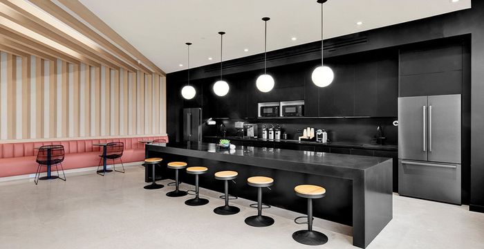 101 Nw 8th St, Miami - Image 2