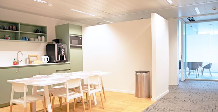 143/4 Avenue Louise, Brussels - Image 2