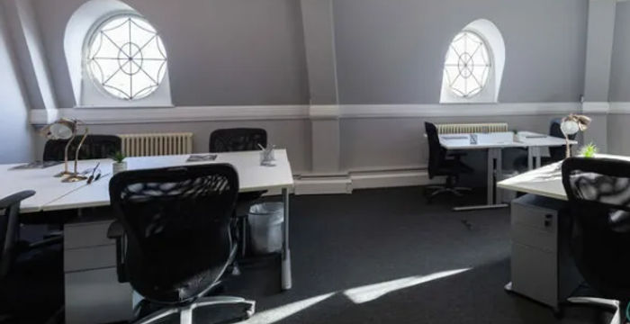 4 Queens Road, Wimbledon - Image 3