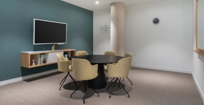 6160 Summit Dr N 6160 Summit Dr N, Brooklyn Center - Image 2