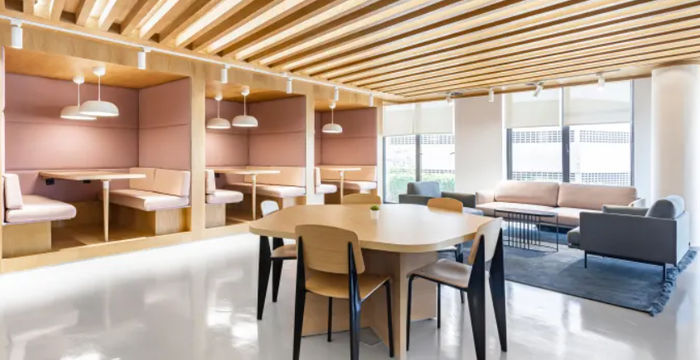 Vak Bottyán U 75/a-c Epulet, Budapest - Image 2