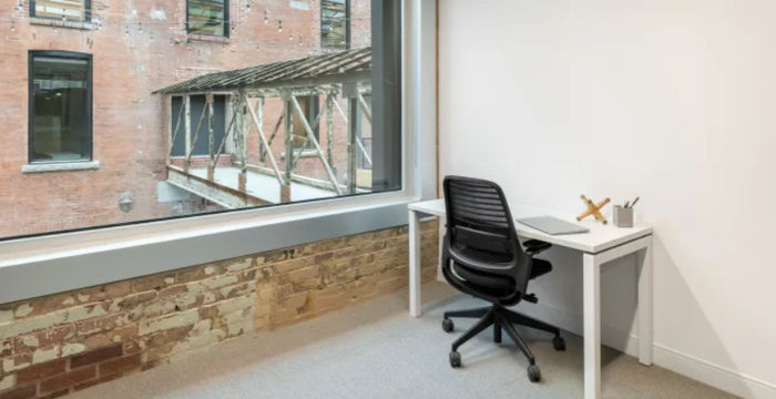 Vak Bottyán U 75/a-c Epulet, Budapest - Image 4