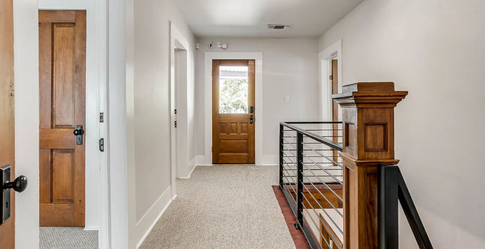 173 W Main St, Azle - Image 2