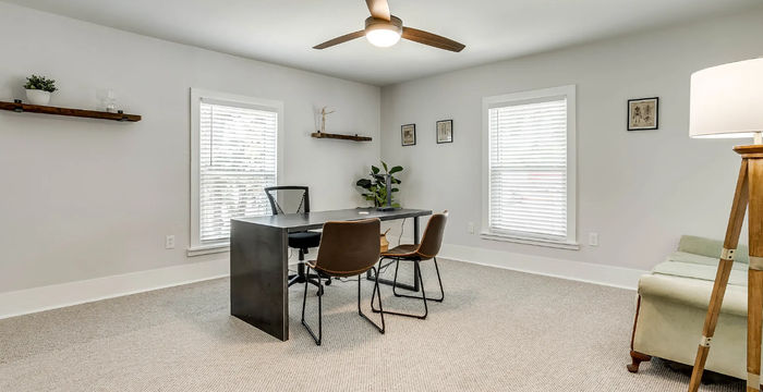 173 W Main St, Azle - Image 4
