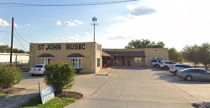 2540 Thousand Oaks Dr, San Antonio - Image 4