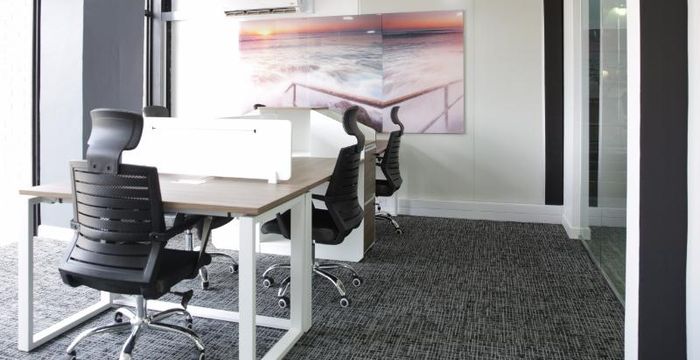 9 The Straight Avenue, Pine Slopes - Image 2