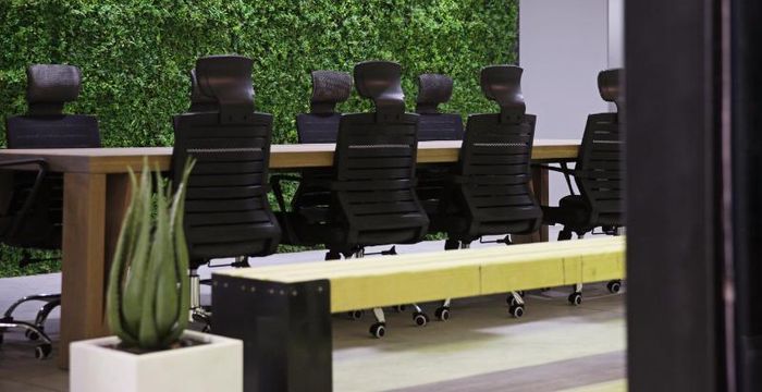 9 The Straight Avenue, Pine Slopes - Image 4