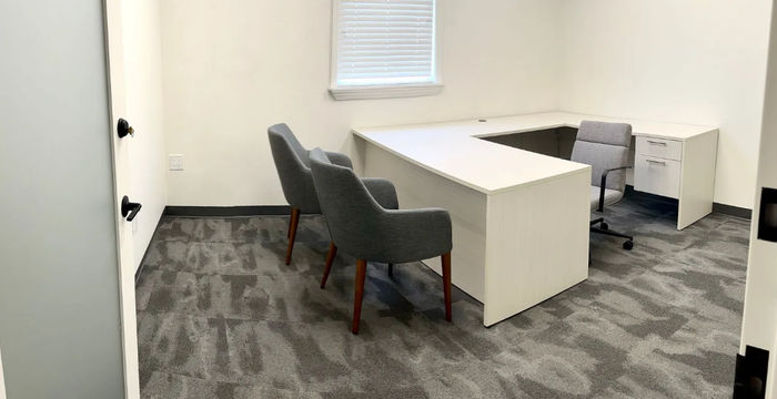 1 Channel Drive, Port Washington - Image 2