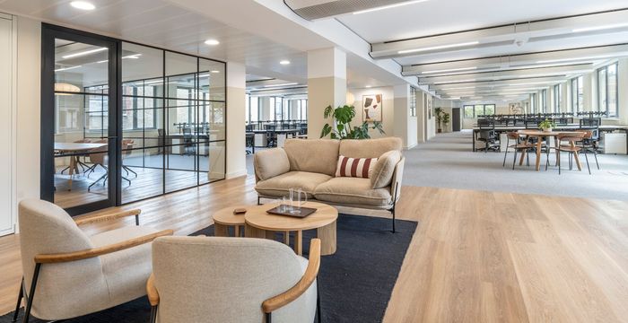 Tavistock Square, Greater London - Image 2