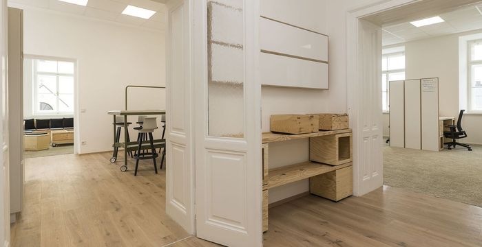 1 Klosterplatz 1 Klosterplatz, Gmunden - Image 2