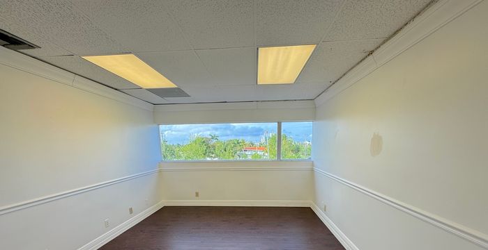 1995 E Oakland Park Blvd, Oakland Park - Image 3