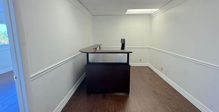 1995 E Oakland Park Blvd, Oakland Park - Image 4