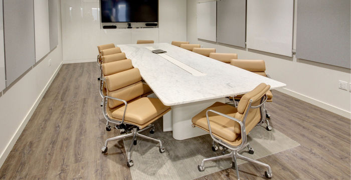 667 Madison Ave, New York - Image 2