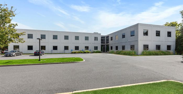 33 Flying Point Road 33 Flying Point Road, Southampton - Image 3