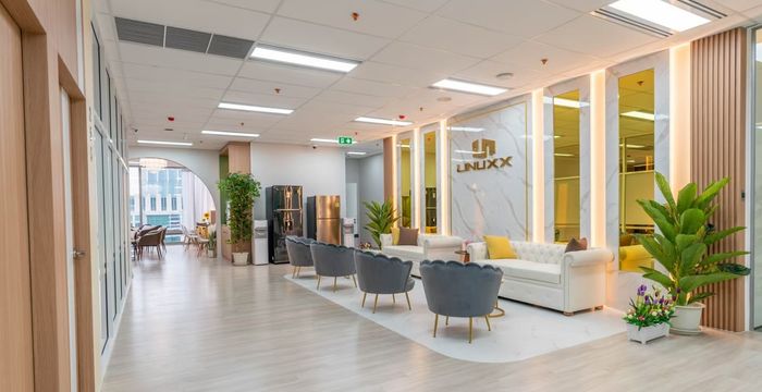 Vanissa Building 25 Floor Chit Lom, Pathum Wan - Image 4