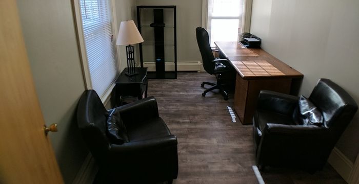 212 Coolidge Ave, Manchester - Image 2